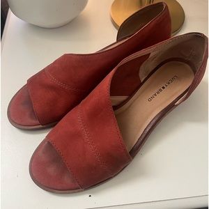 Beautiful maroon slip on Lucky Brand shoes size 7.